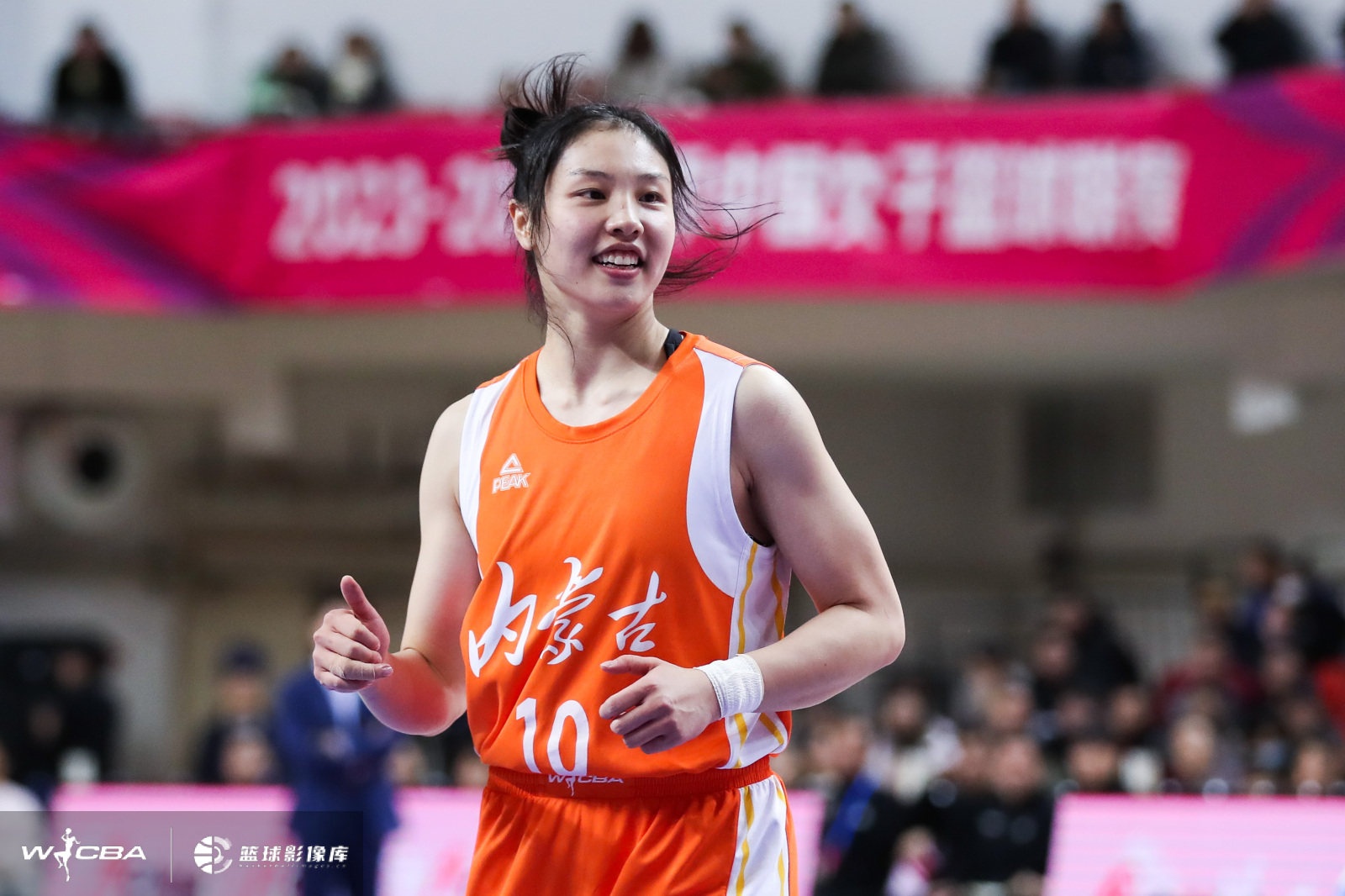 WCBA总决赛 G5 四川女篮 83-78 内蒙大比，李梦获得 FMVP